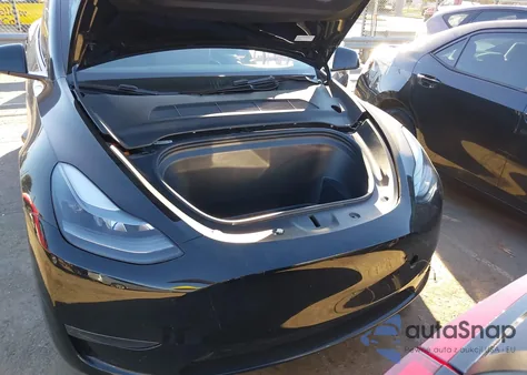 2024 Tesla Model Y Long Range Dual Motor All-Wheel Drive из США, поврежденный, VIN 7SAYGDEE6RA230442